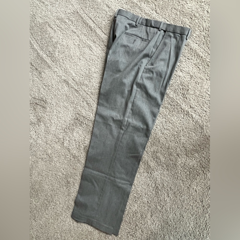 Haggar Classic Fit -‎ No Iron Twill